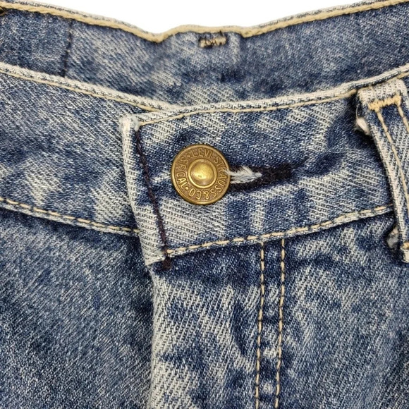 Vintage 80s Levis Mom Jeans High Rise Medium Wash Tapered USA Made Denim - Picture 2 of 7